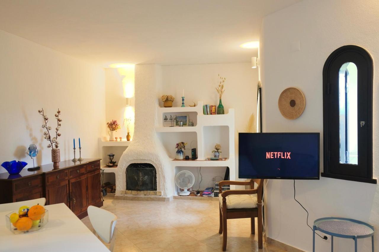 Peaceful & Spacious Apt With Parking & Queen Bed Carvoeiro  Eksteriør bilde